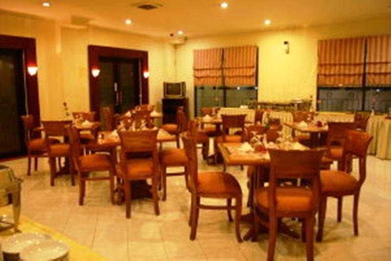 Sofyan Hotel Soepomo Jakarta Ngoại thất bức ảnh