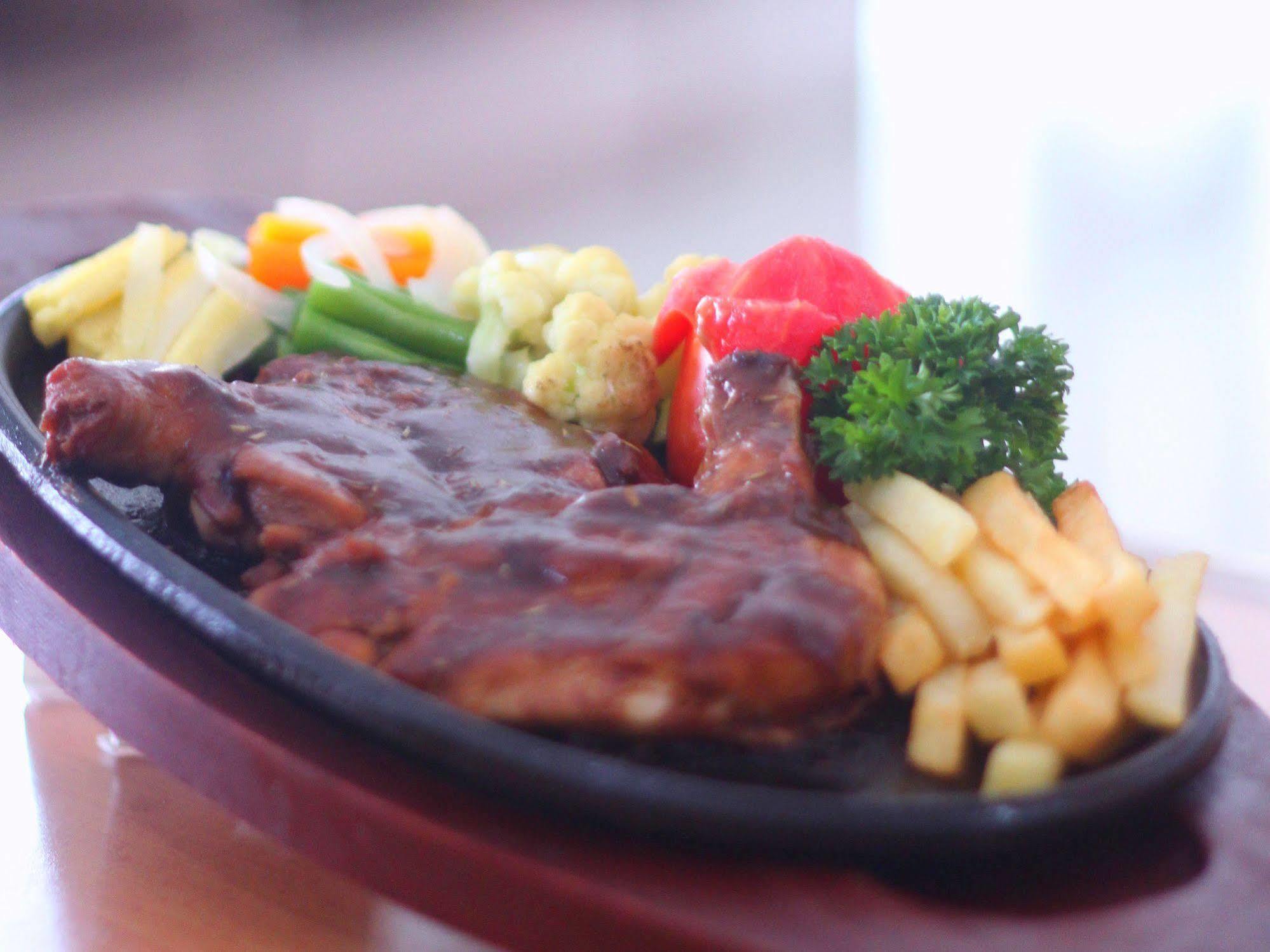 Sofyan Hotel Soepomo Jakarta Ngoại thất bức ảnh