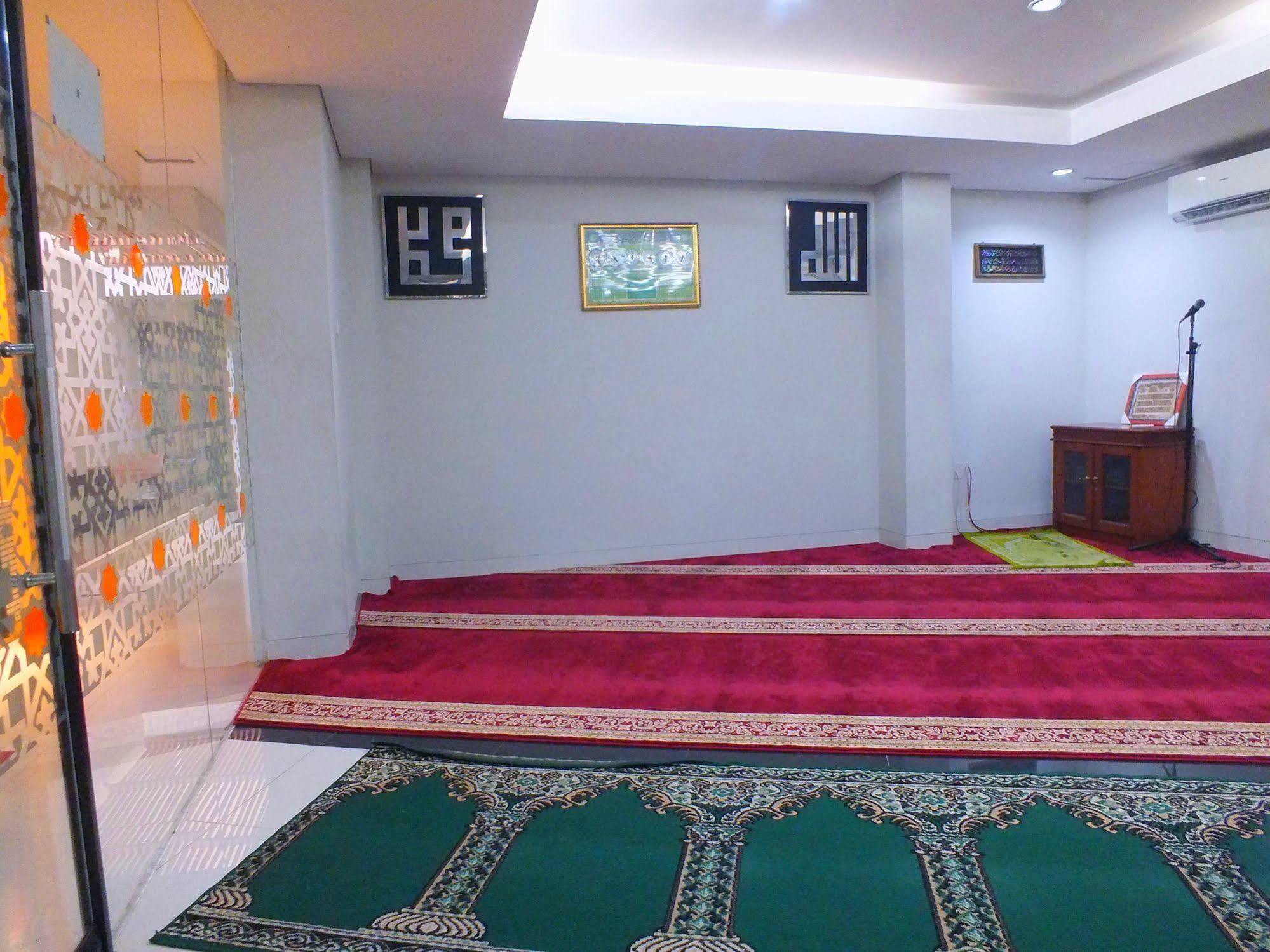 Sofyan Hotel Soepomo Jakarta Ngoại thất bức ảnh