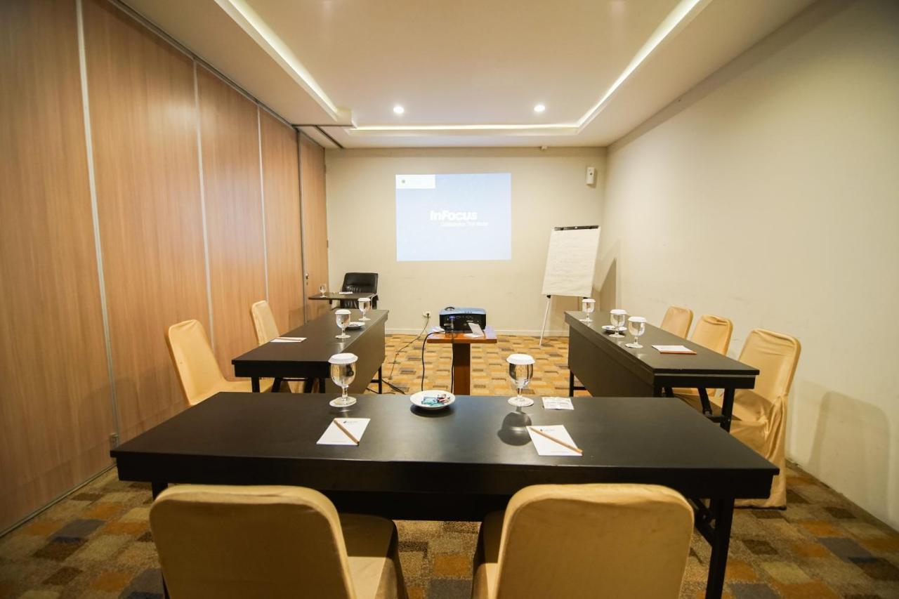 Sofyan Hotel Soepomo Jakarta Ngoại thất bức ảnh