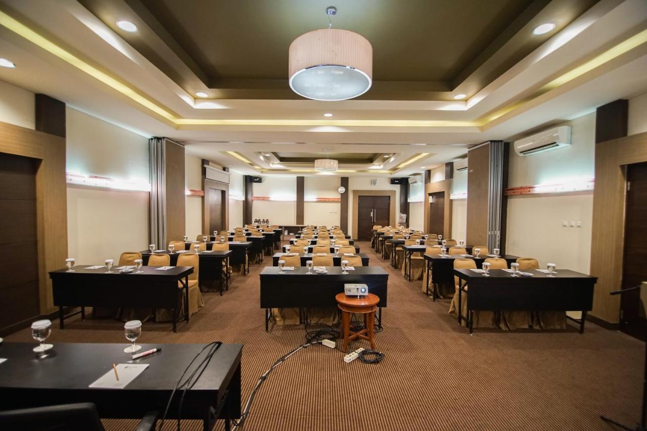 Sofyan Hotel Soepomo Jakarta Ngoại thất bức ảnh