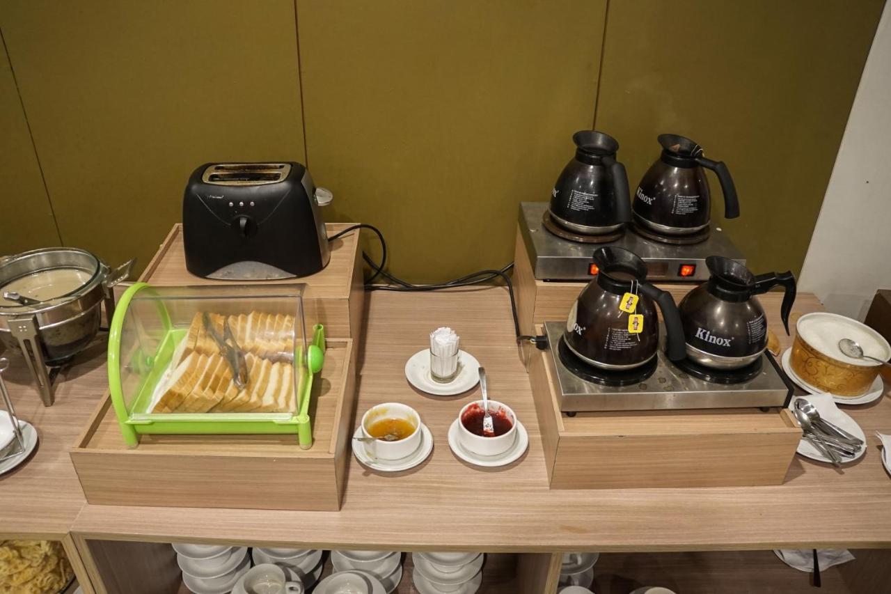Sofyan Hotel Soepomo Jakarta Ngoại thất bức ảnh